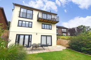 Rear elevation - click for photo gallery